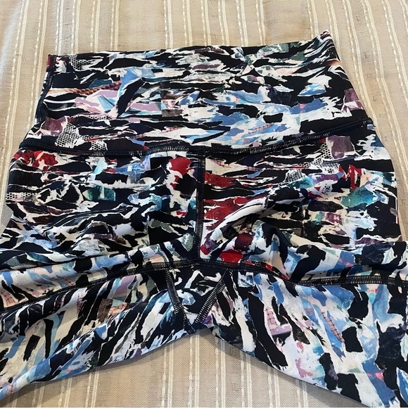 Lululemon Wunder Under High Rise Leggings Culture Clash Multi Black 4 W6AJES - Picture 4 of 10